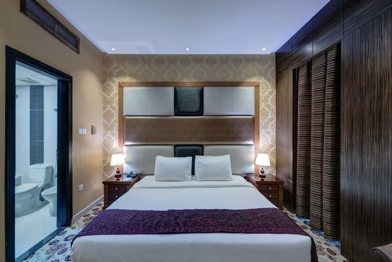 Delmon Palace Hotel Dubai 3*,