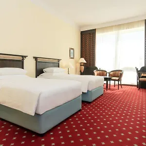 Copthorne Airport Hotel
