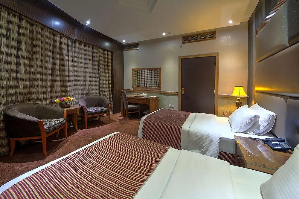 Delmon Palace Hotel Dubai
