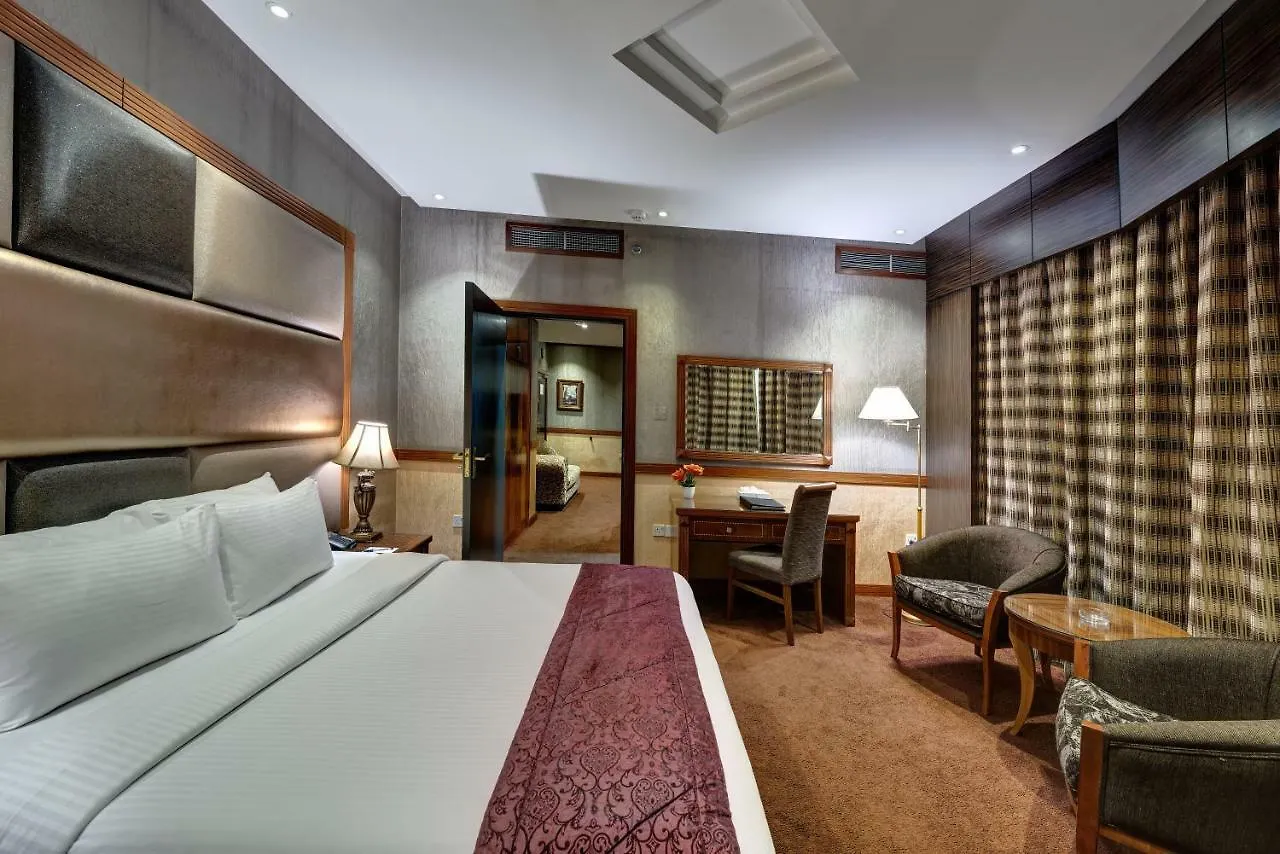 Delmon Palace Hotel Dubai