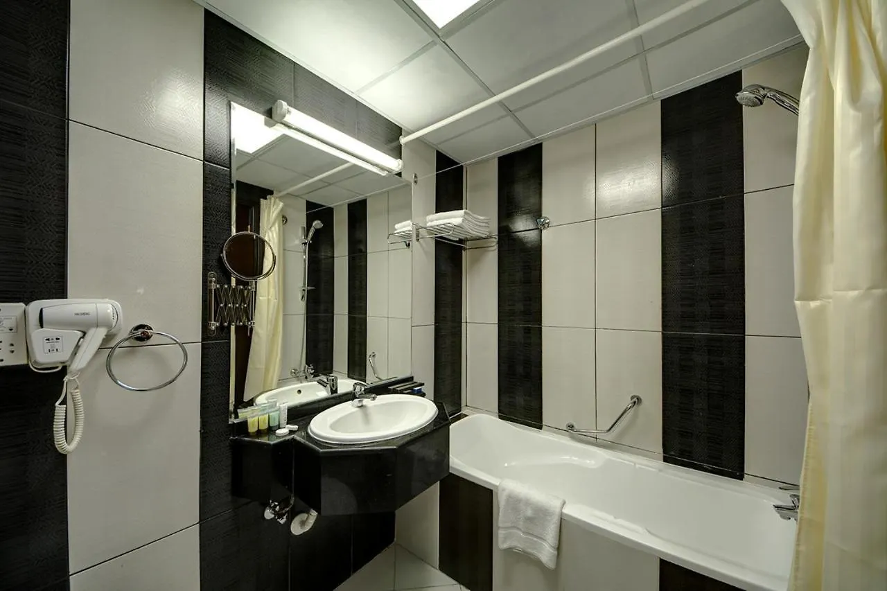 Delmon Palace Hotel Dubai 3*,